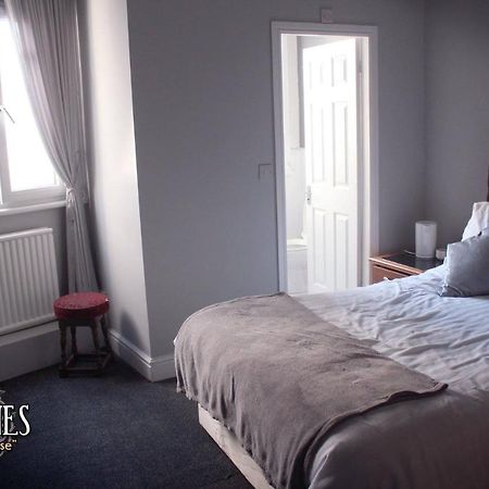 The Vines Hotel Liverpool Buitenkant foto